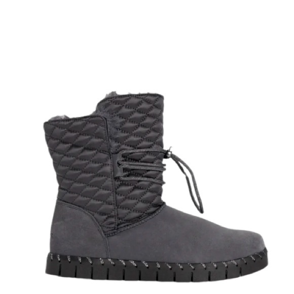 NIB Muk Luks Genuine Suede Quilted Tops Pull-On Style Ankle Boots Gray 8 - Picture 4 of 9